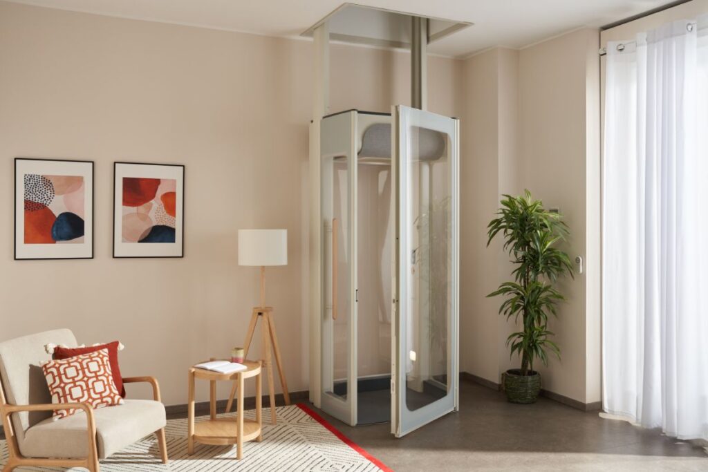 Homelift Uplifts S2 fra Stannah – kompakt og moderne